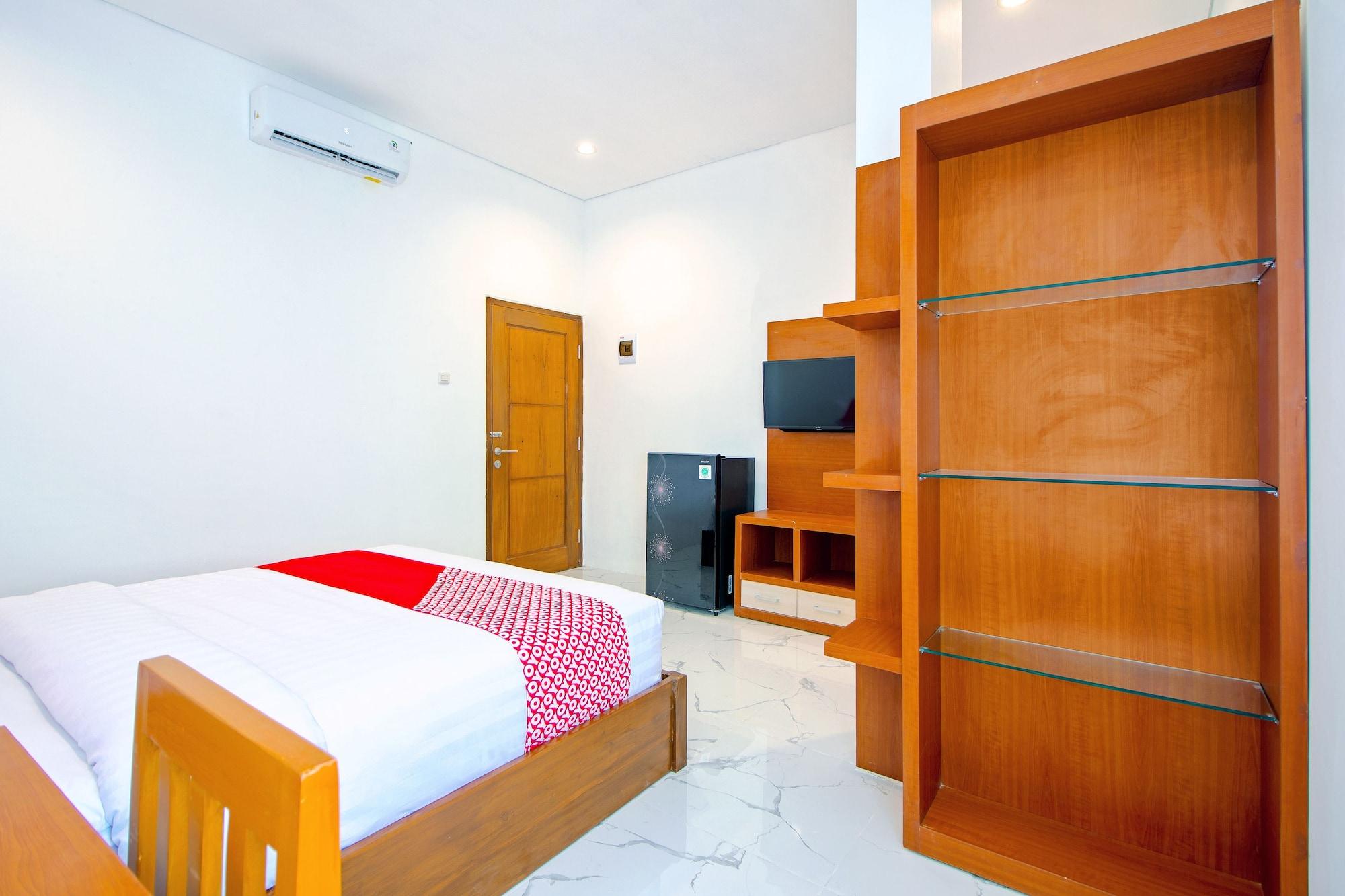 Super Oyo 13I9 88 Exclusive Guesthouse Kejayan Kültér fotó