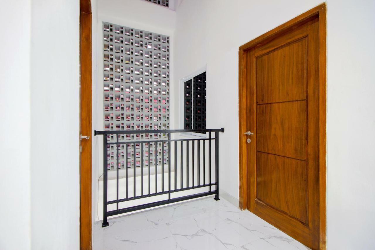 Super Oyo 13I9 88 Exclusive Guesthouse Kejayan Kültér fotó