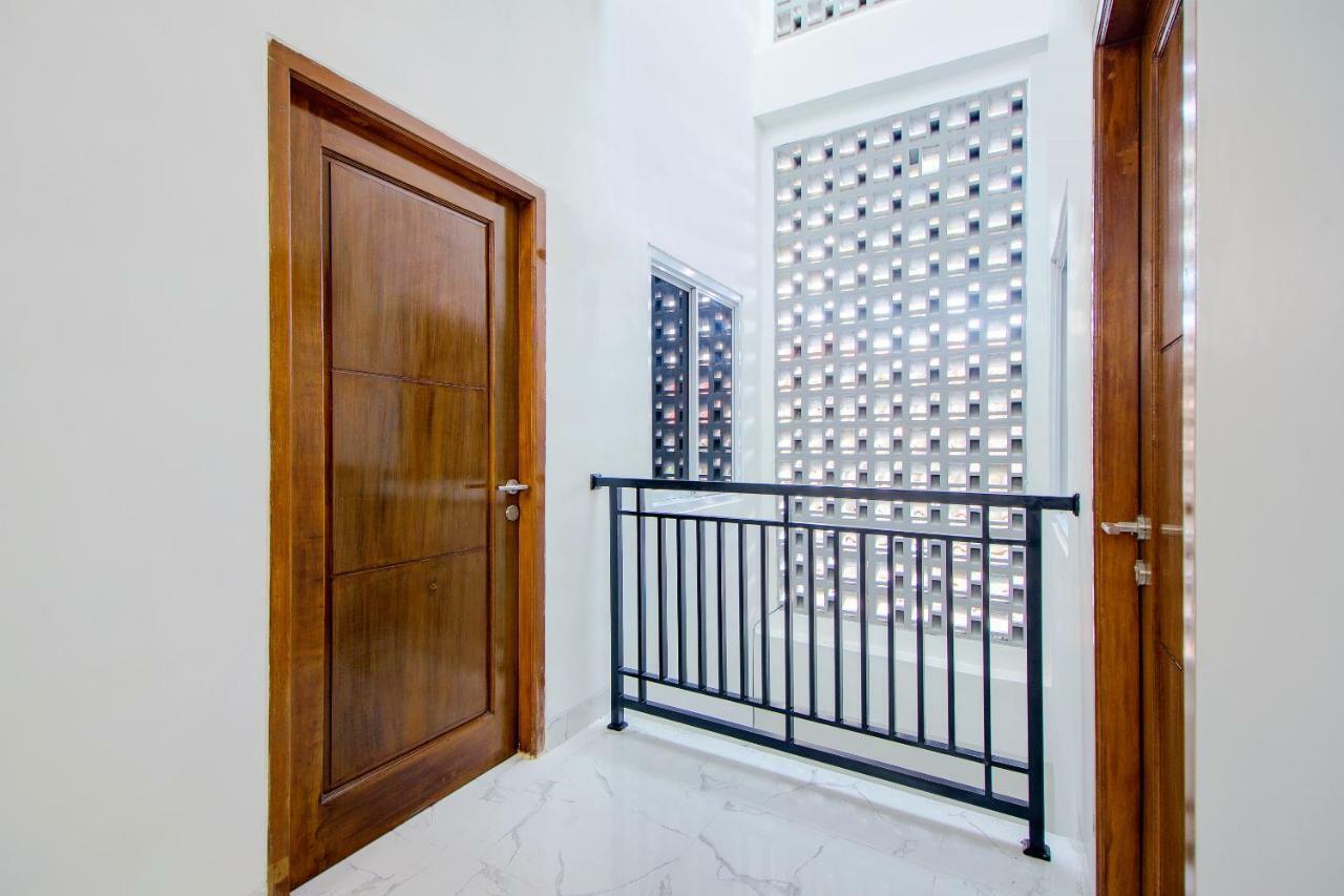 Super Oyo 13I9 88 Exclusive Guesthouse Kejayan Kültér fotó